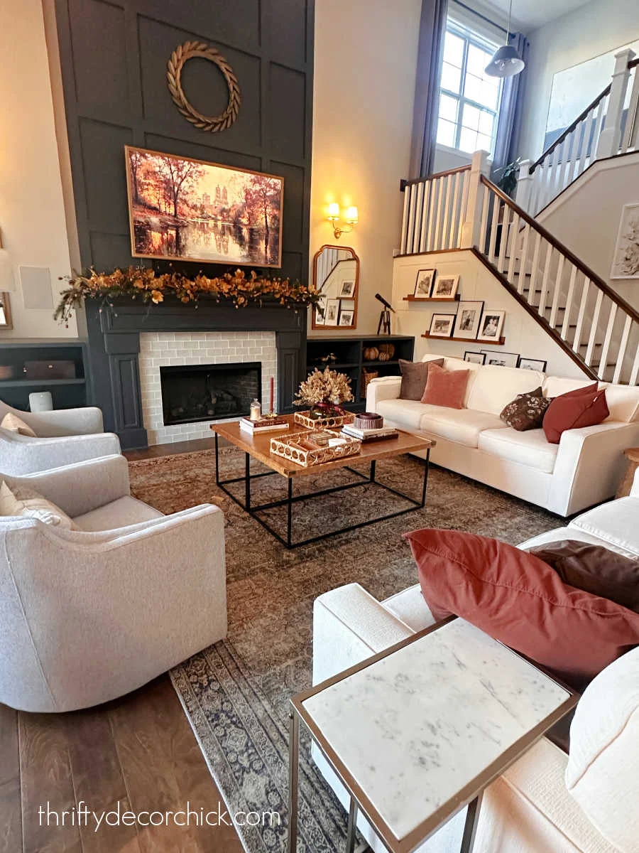 tall ceiling great room layout