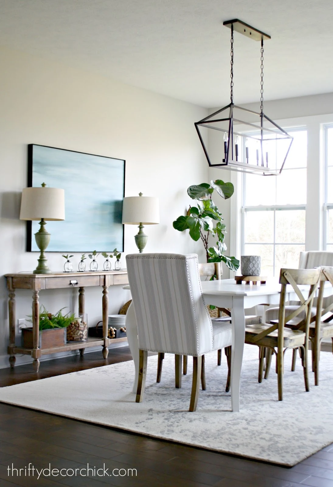 Agreeable Gray in dining room
