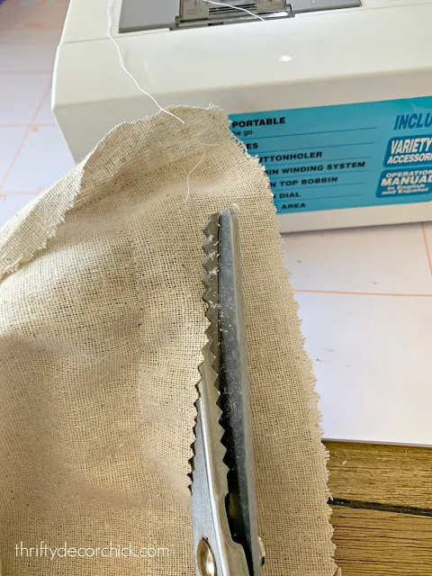 cutting fabric with pinking shears