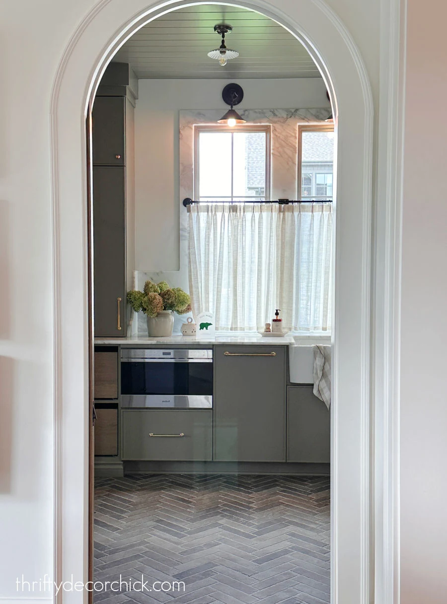 arched doorway into pantry